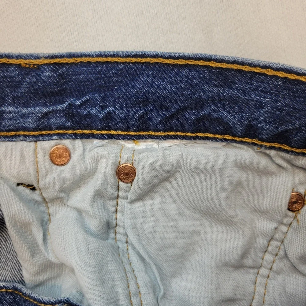 Levi's 501 Original Fit Jeans Mens 38x29 Blue Straight Leg Button Fly Denim